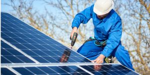 Installation Maintenance Panneaux Solaires Photovoltaïques à Valmanya
